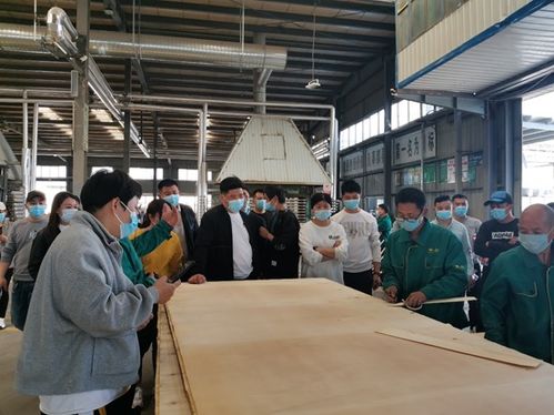 春風(fēng)為伴 心 品呈現(xiàn) 河南渠道商華杰工廠行活動(dòng)圓滿成功